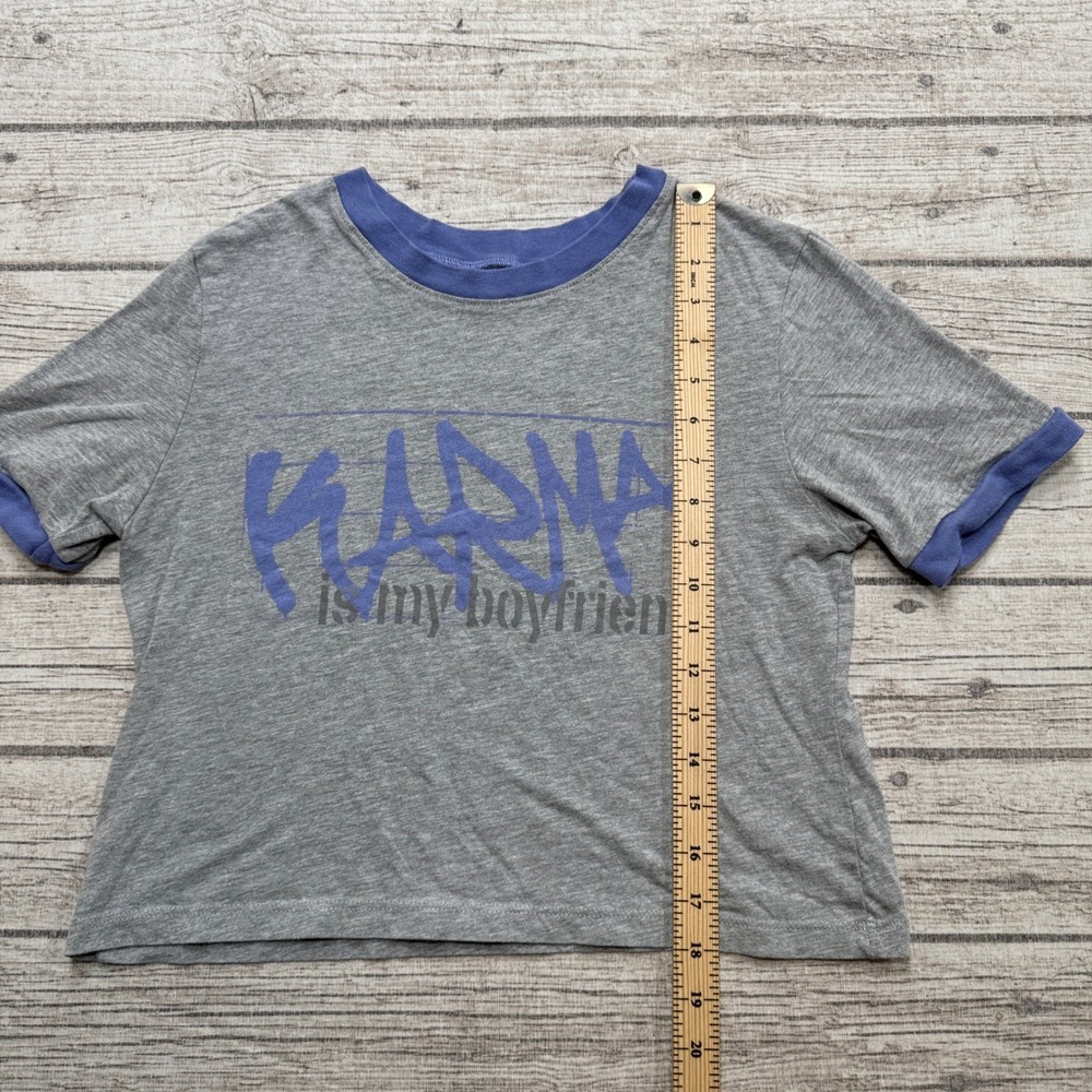 Taylor Swift Shirt Womens S Gray Karma Is My Boyfriend Midnights Ringer Boxy USA - Picture 4 of 5